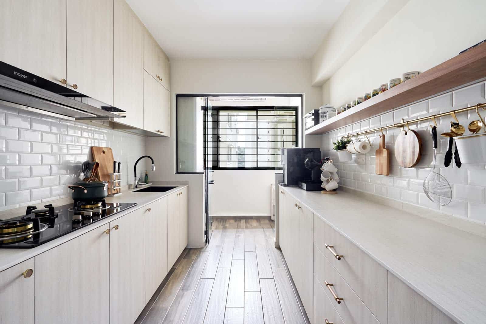 Hanging a Kitchen Cupboard