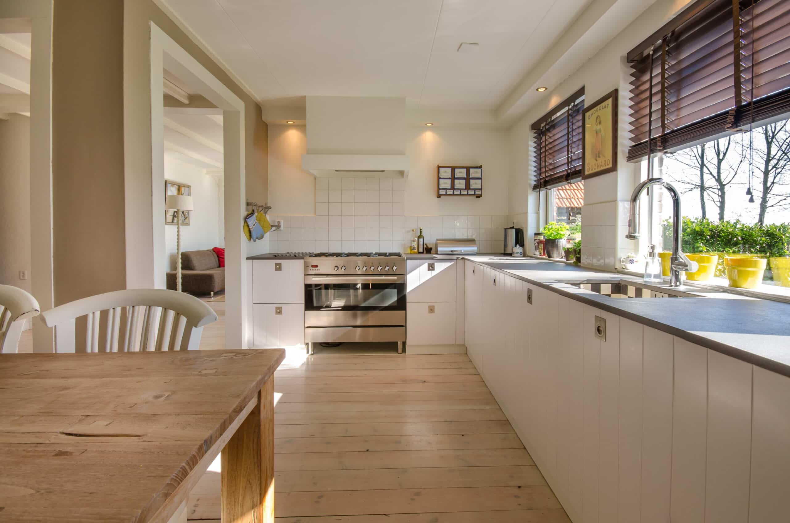 Kitchen Cabinet Installation